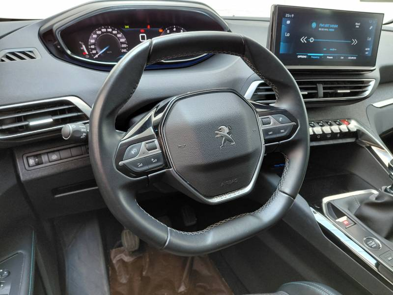 Peugeot 5008 2 1.2 PureTech 96kW S&S Allure Pack — photo 14