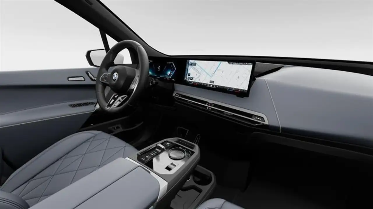 BMW iX снимка BMW iX