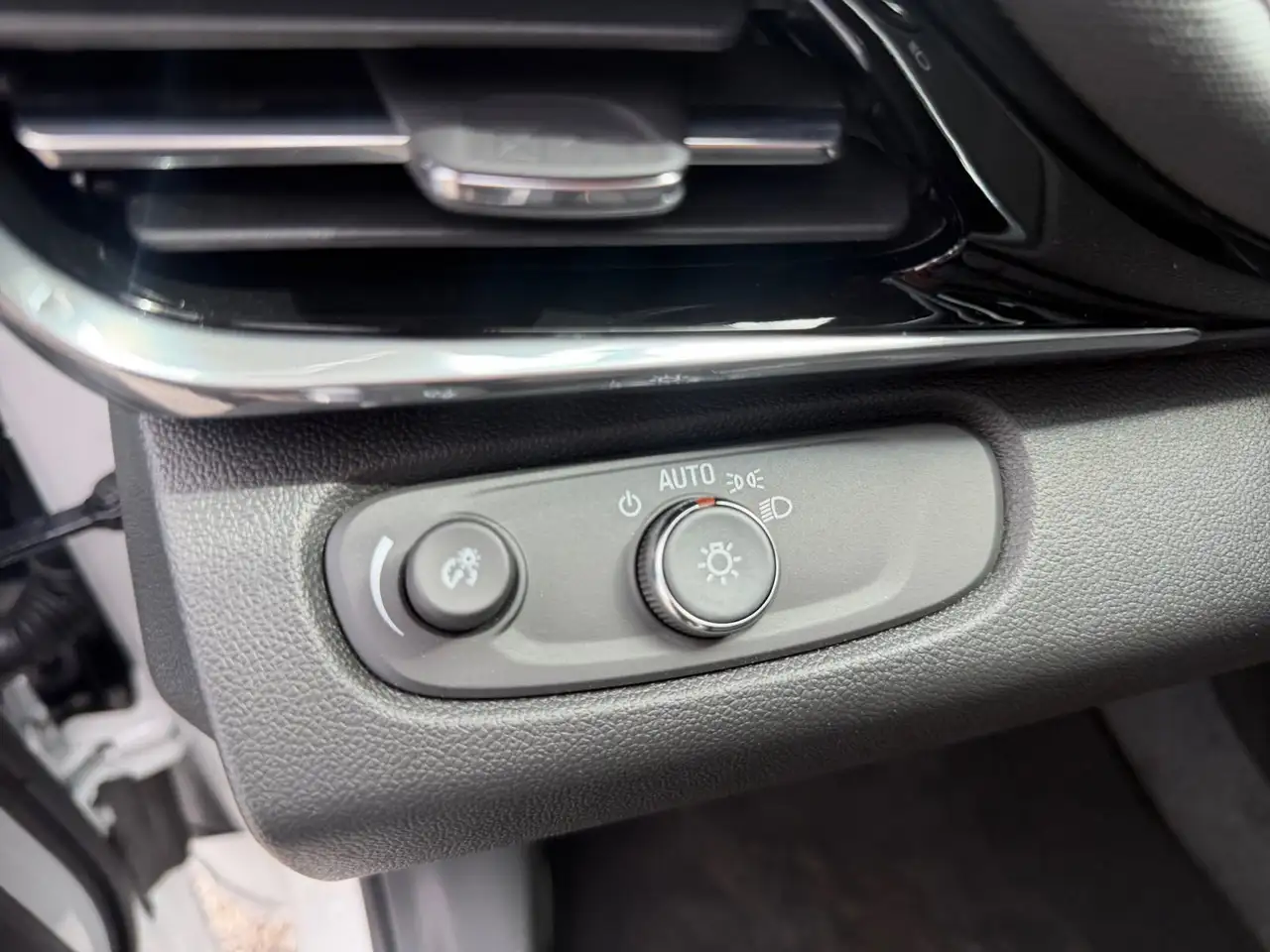 Buick Envista photo Buick Envista