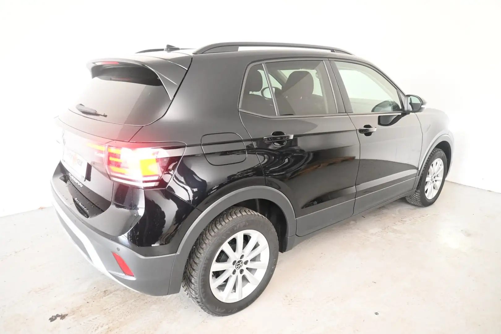 Volkswagen T-Cross Friends TSI Negro - 2