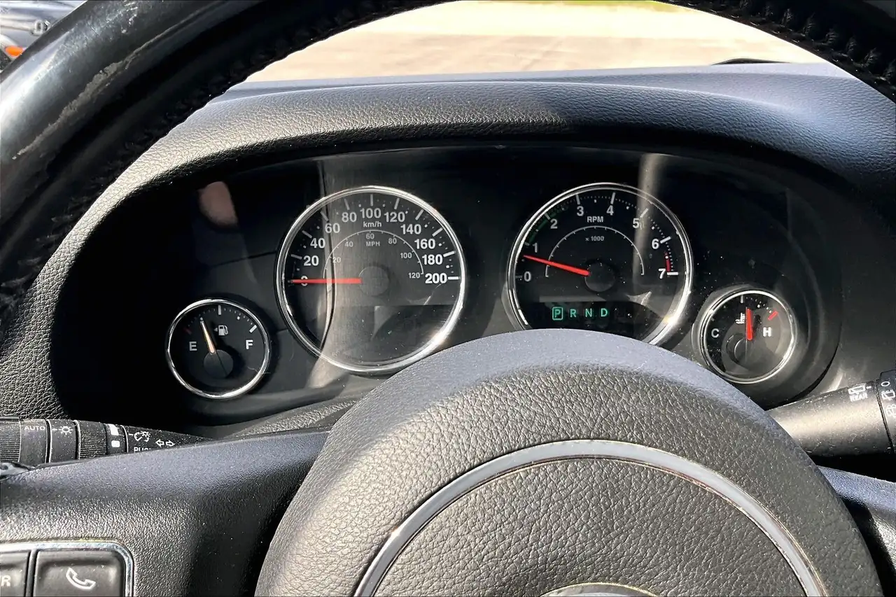 Jeep Wrangler снимка Jeep Wrangler