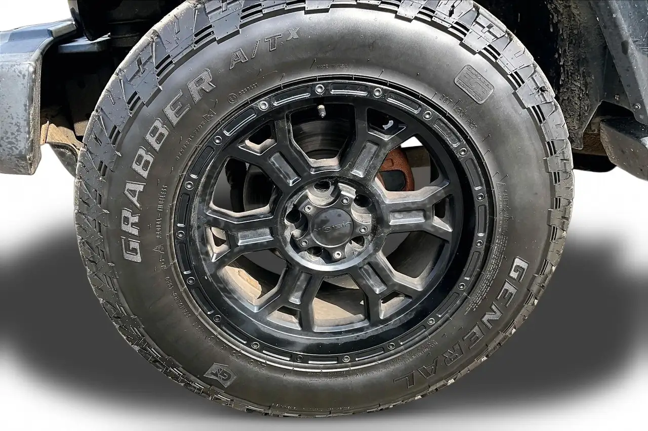 Jeep Wrangler снимка Jeep Wrangler