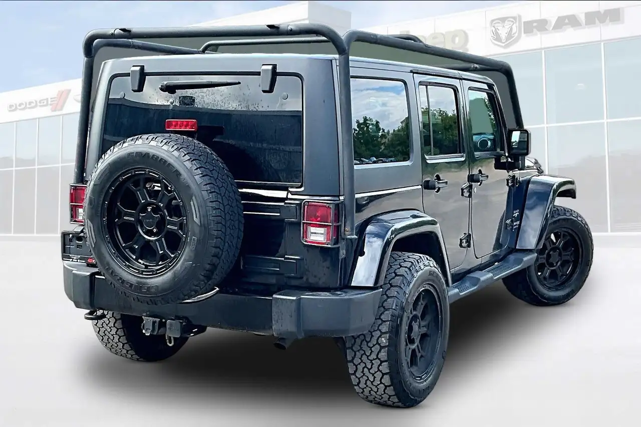 Jeep Wrangler снимка Jeep Wrangler