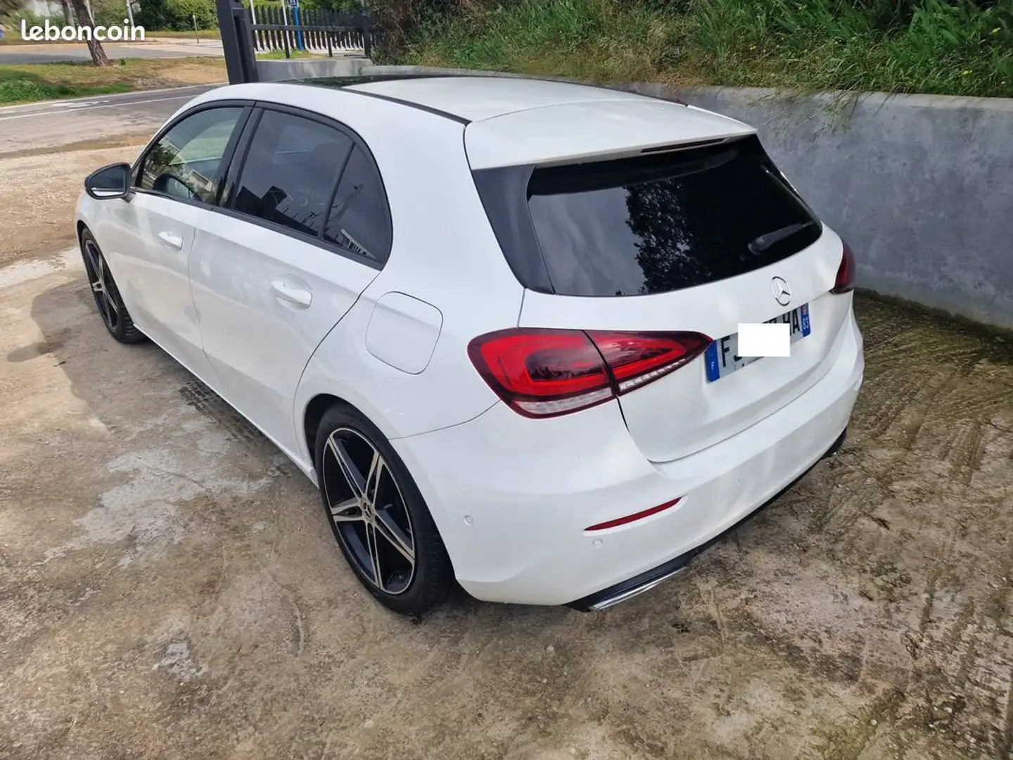 Mercedes-Benz A 180 IV 180 136ch Progressive Line 7G-DCT Blanc - 2