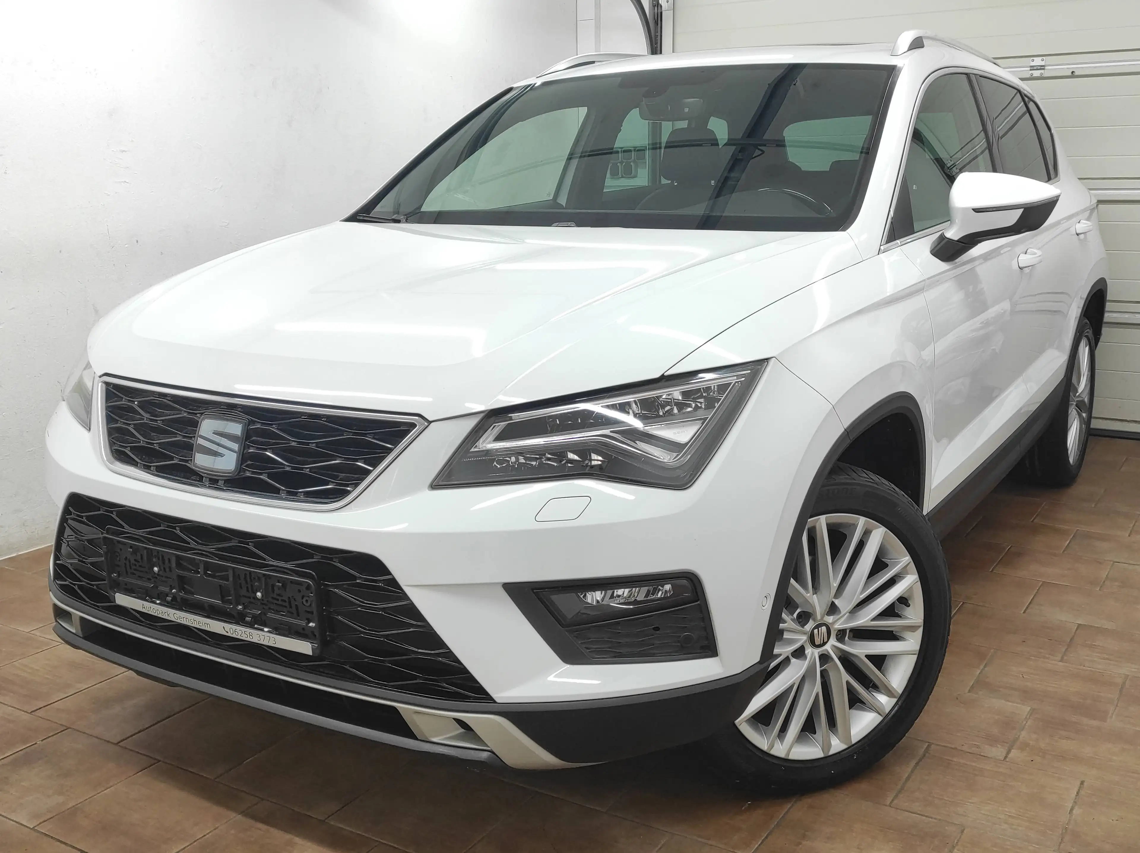 SEAT Ateca 1.5 TSI LED NAVI EURO-6 KAMERA BC TEMP PANO SHZ ZV