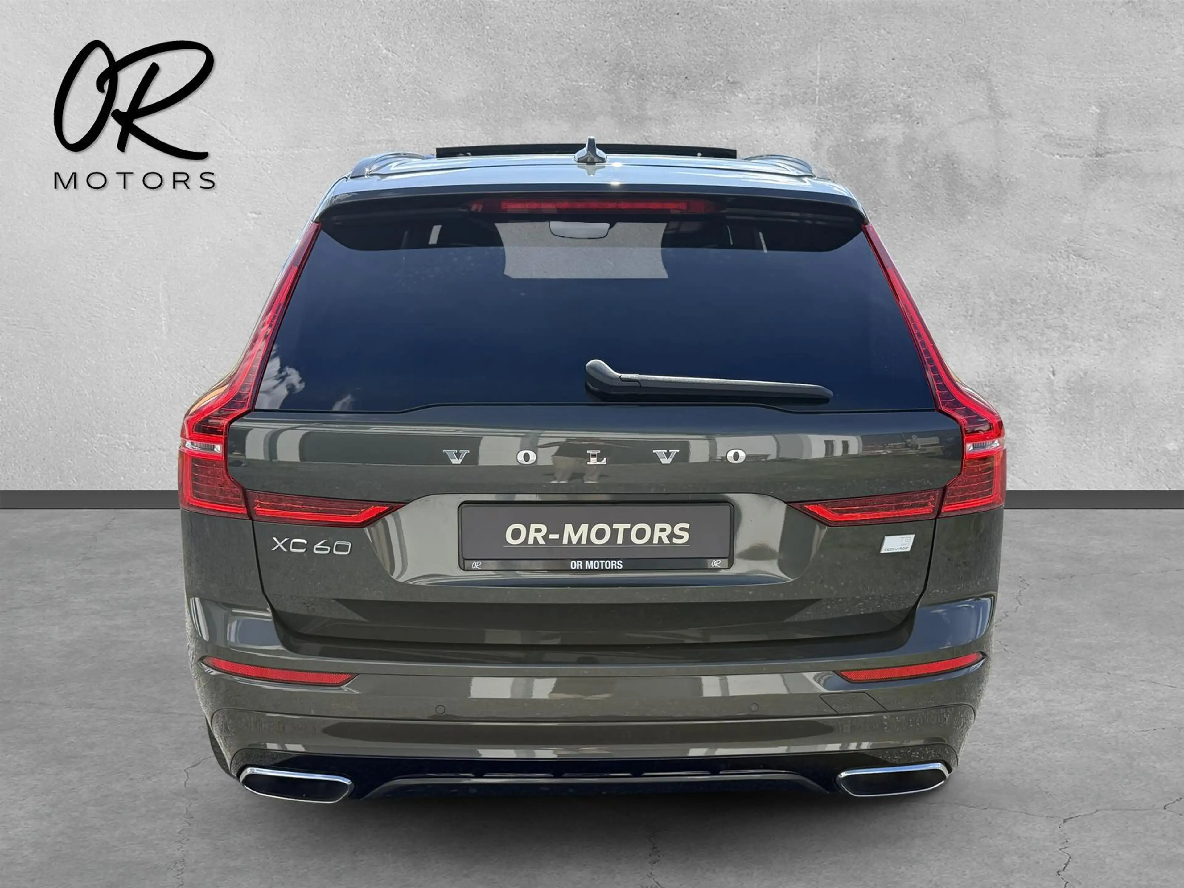 Volvo XC60 R Design  Plug-In Hybrid AWD HUD*HARMAN-KAR — photo 6