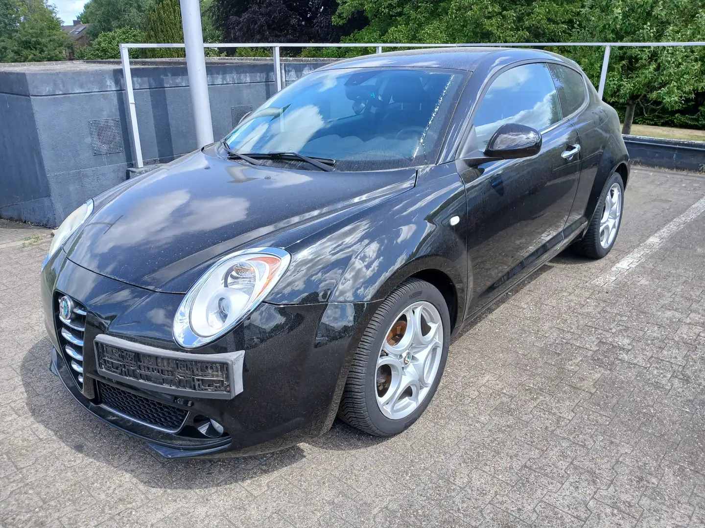 Alfa Romeo MiTo 1.6 JTDM 1.Hand Negro - 1