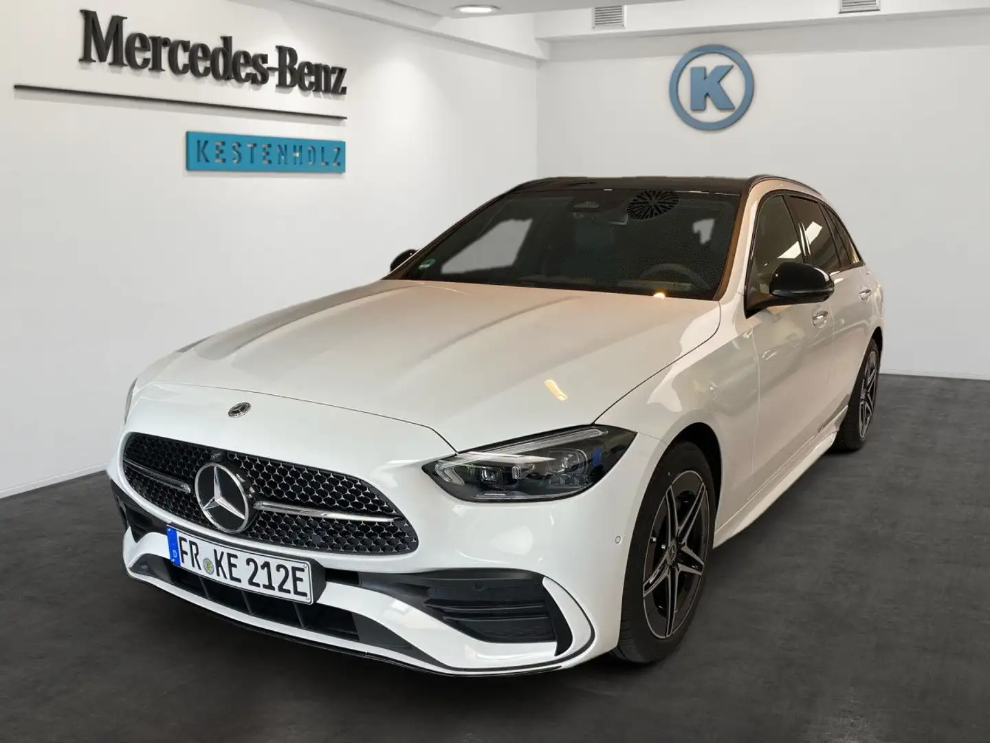 Mercedes-Benz C 300 de T-Modell AMG+AHK+PARK+DISTR+DIGITAL Weiß - 2