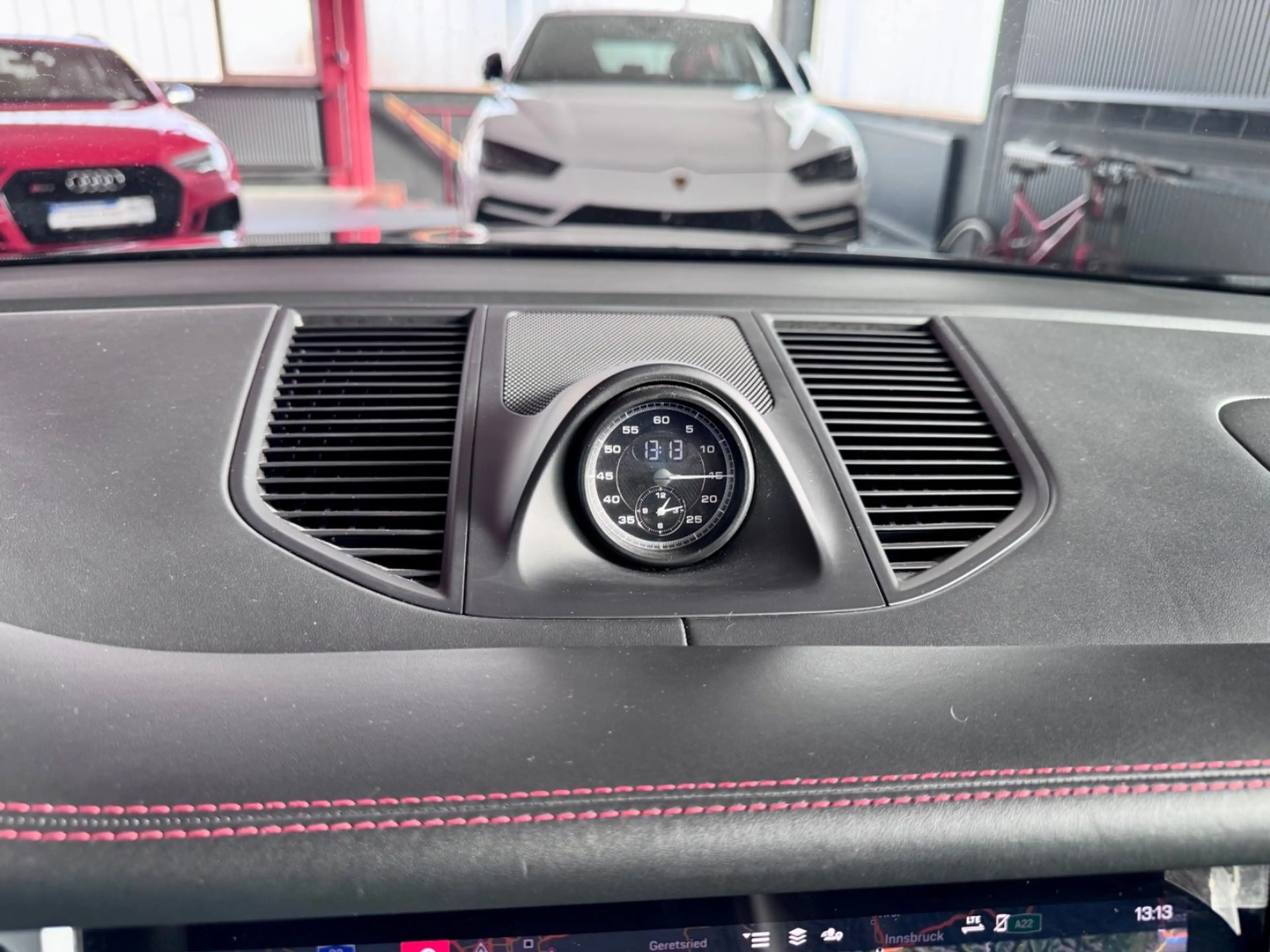 Porsche Macan GTS Pano Luft ACC 360° Sportabgas SportChr — photo 14