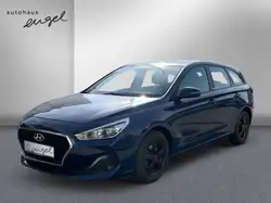 Hyundai i30 cw 1.4 Trend KAMERA NAVI SHZ PDC KLIMA SpurH LM