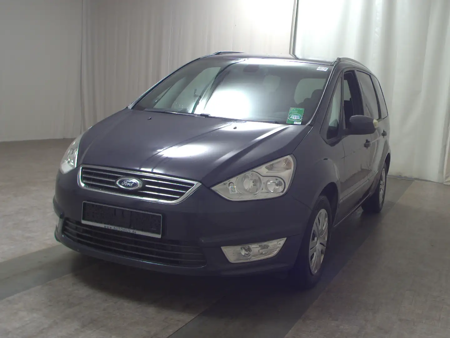 Ford Galaxy 2.0 TDCi Trend 5-Sitzer Navi AHK Shz PDC Grau - 2
