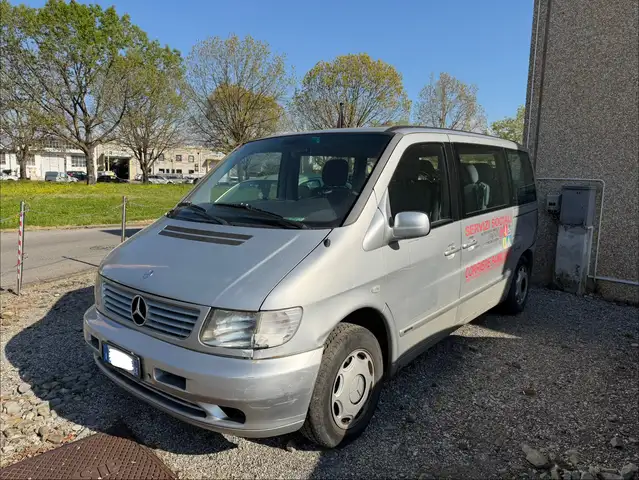 Mercedes-Benz V V 220 cdi Fashion CON PEDANA PER DSABILI