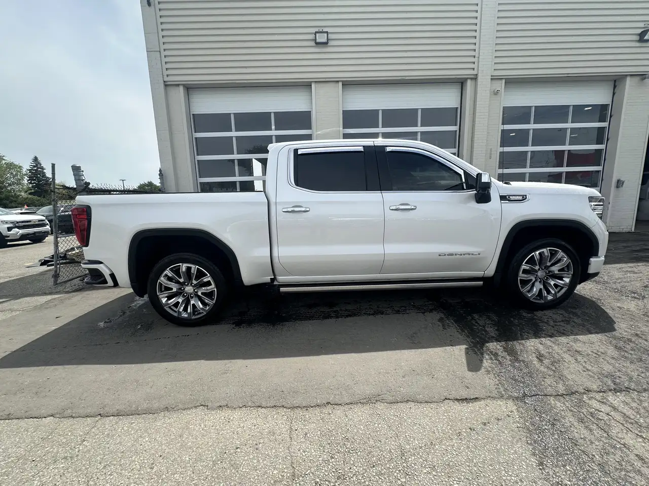 GMC Sierra 1500 снимка GMC Sierra 1500