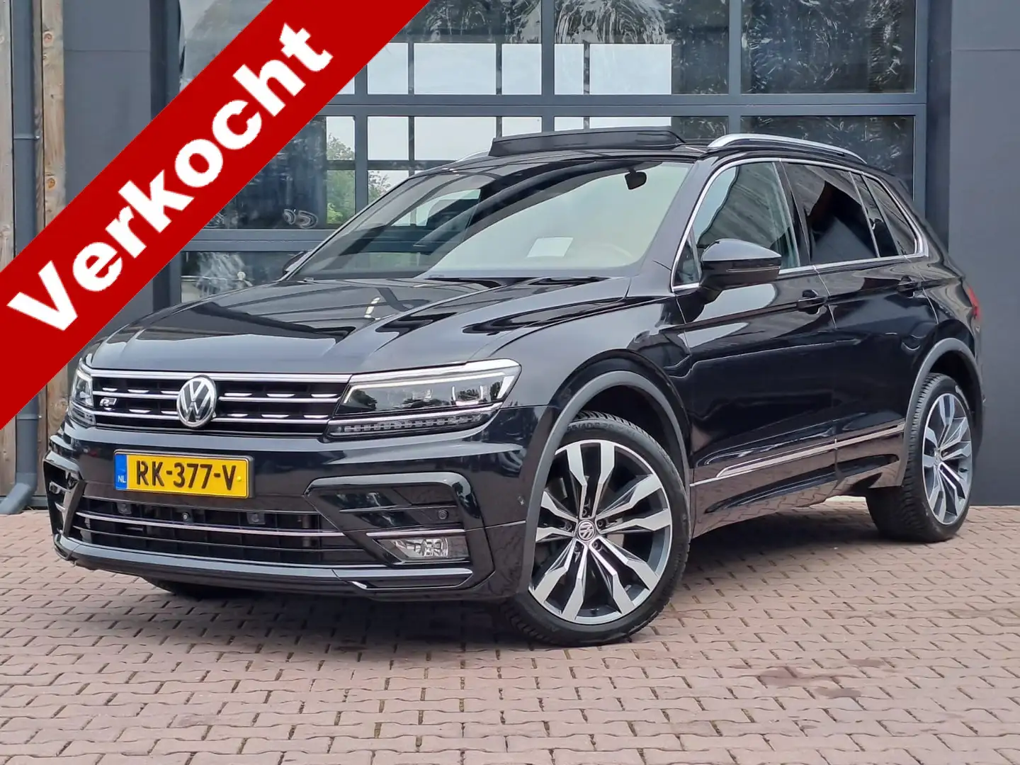 Volkswagen Tiguan 2.0 TSI 4Motion Highline R-line | LED | Pano | Tre Noir - 1