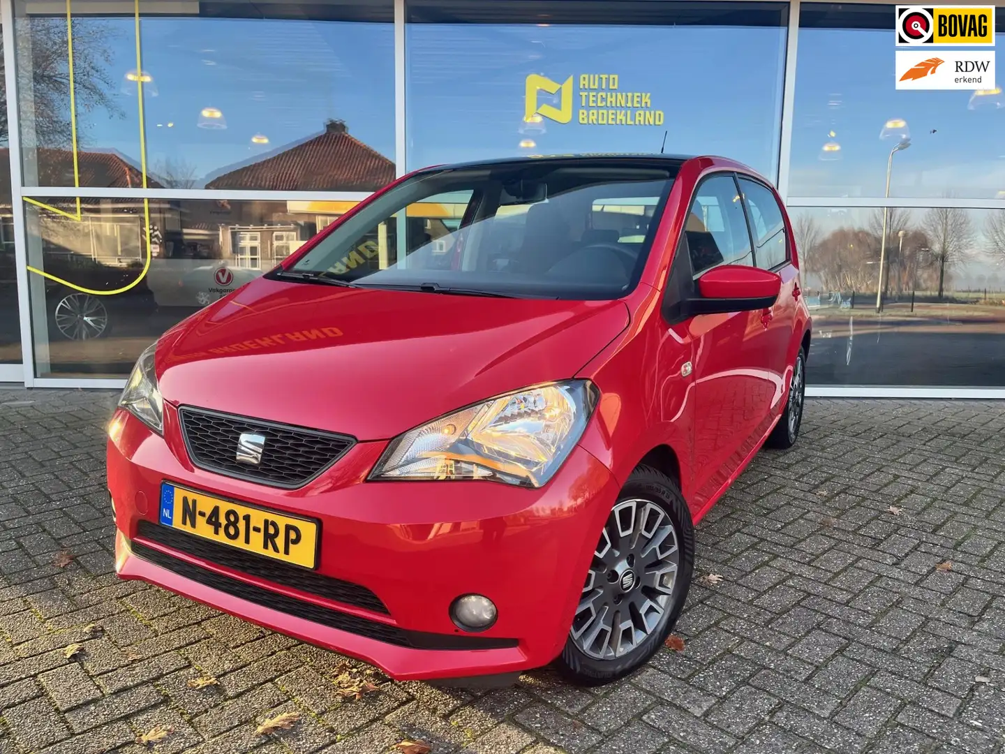 SEAT Mii 1.0 Style Intense Rouge - 1