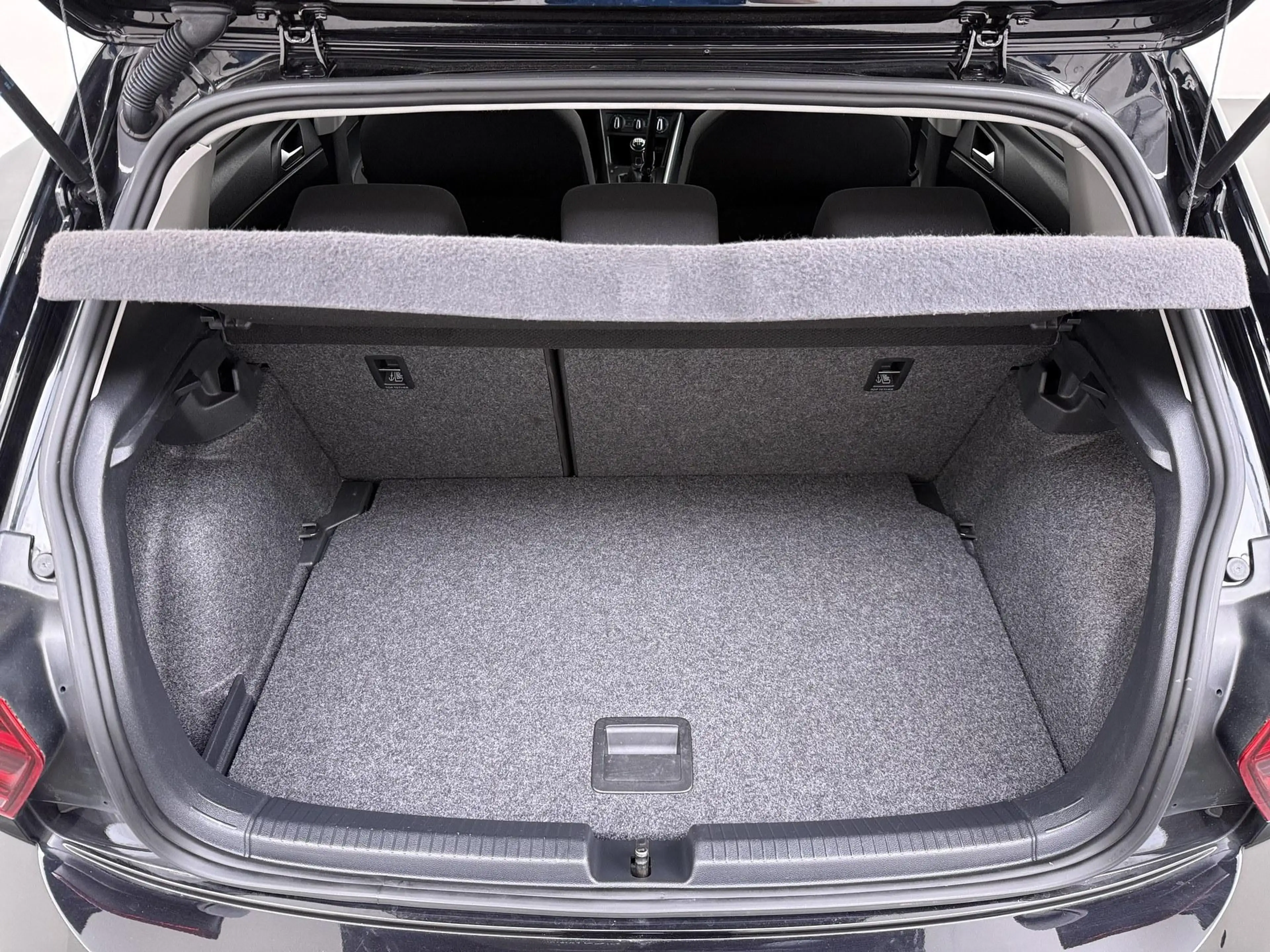 Volkswagen Polo 1.0 TSI Highline — photo 21