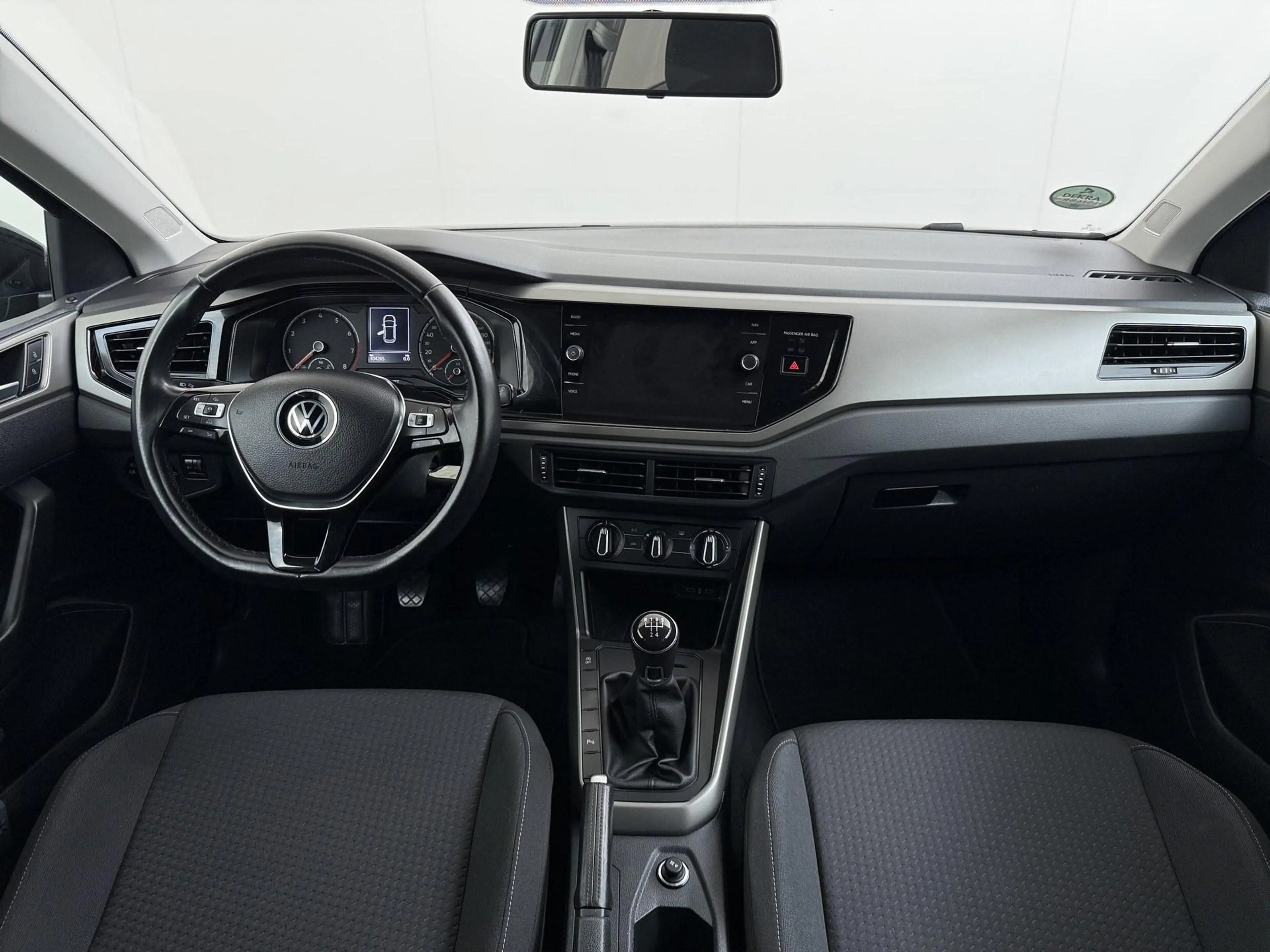Volkswagen Polo 1.0 TSI Highline — photo 10