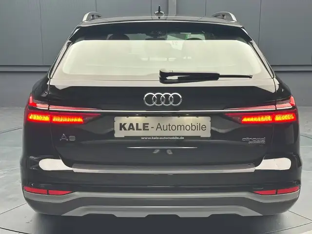 Audi A6 Allroad view 4