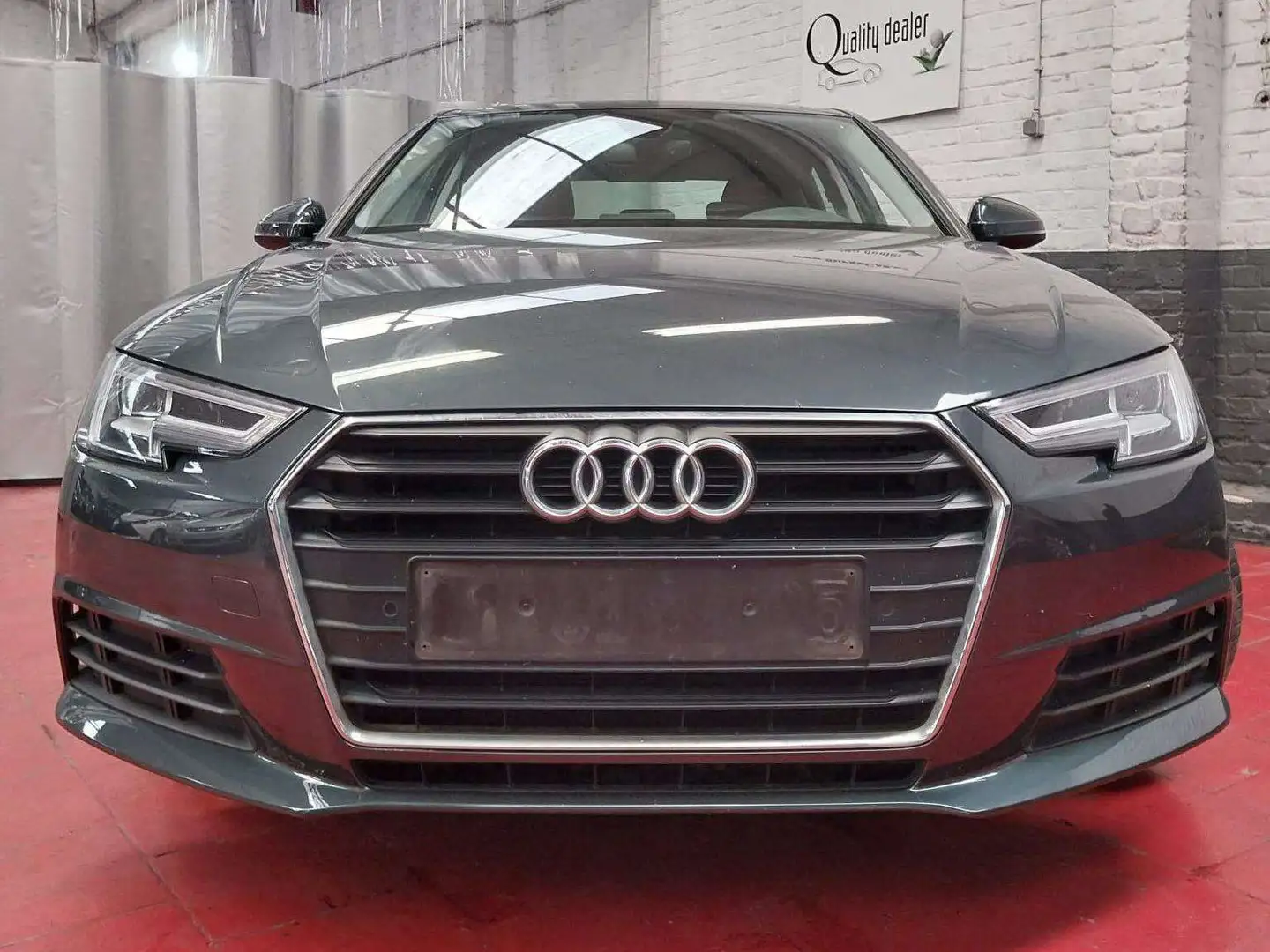 Audi A4 1.4 TFSI * Cuir * Navi * Capteur Av/Arr * 382 X 60 Gris - 2