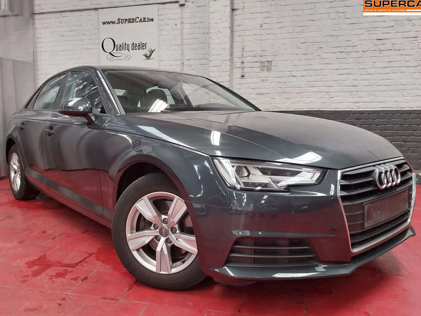 Audi A4 1.4 TFSI * Cuir * Navi * Capteur Av/Arr * 382 X 60 Gris - 1