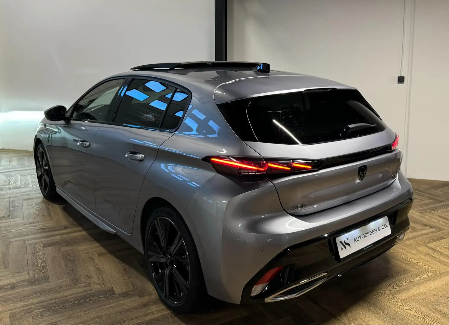 Peugeot 308 1.2 PureTech GT PANO KEYLESS Grau - 2