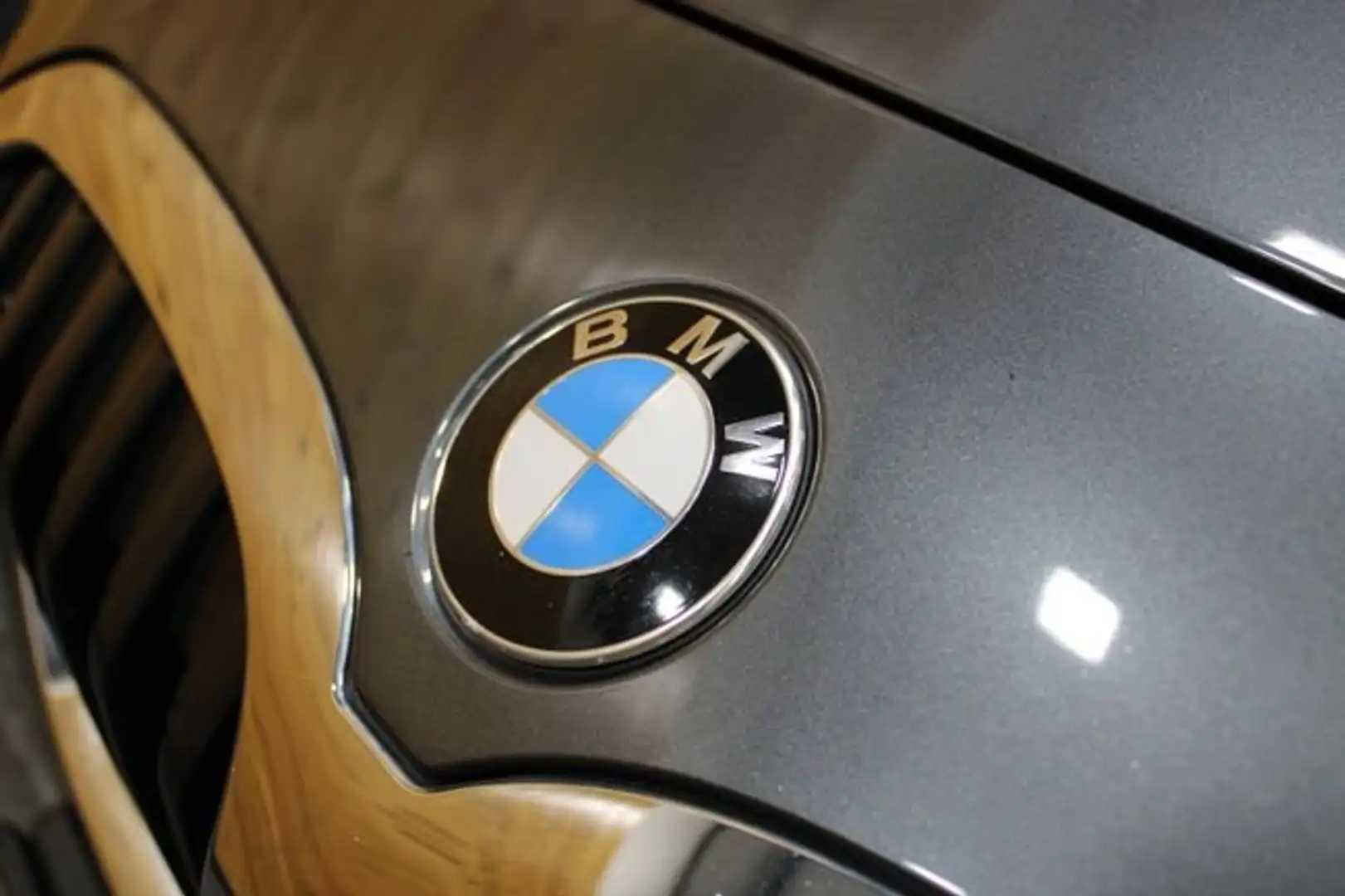 BMW 116 116d Gris - 2