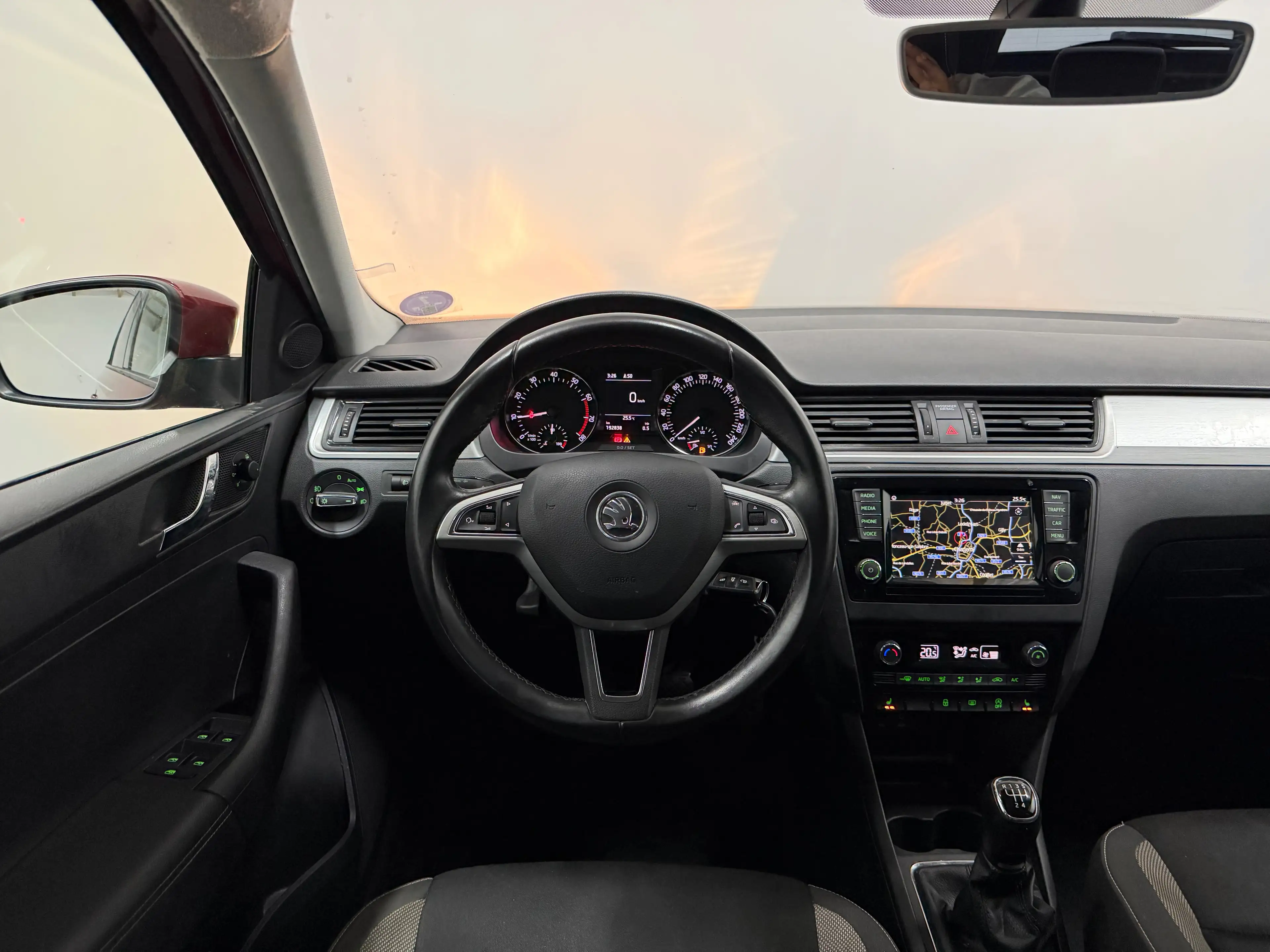 Skoda Rapid/Spaceback Rapid 1.2 TSI 1erMain - Airco - Navi - Carnet — photo 12