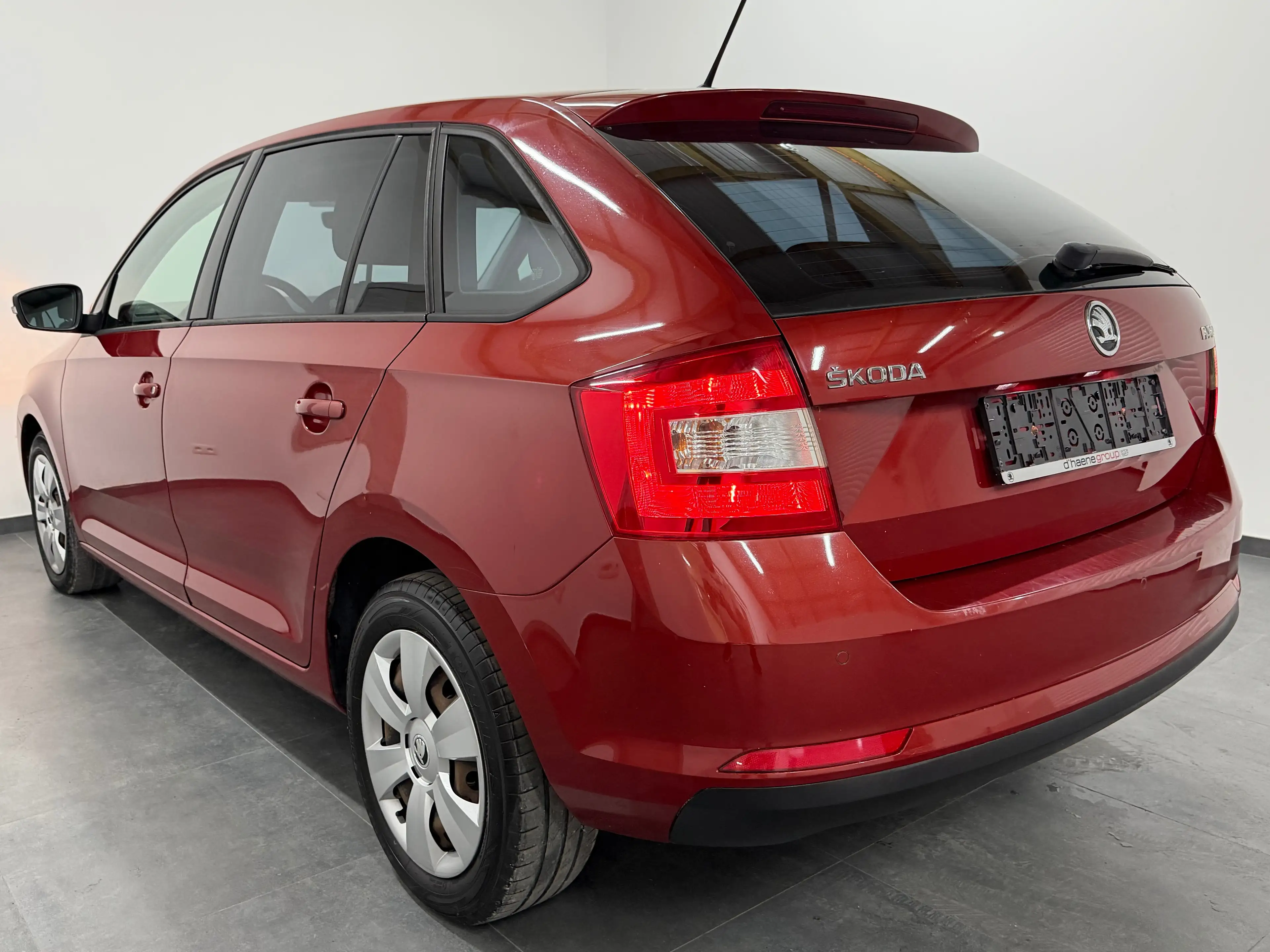 Skoda Rapid/Spaceback Rapid 1.2 TSI 1erMain - Airco - Navi - Carnet — photo 8