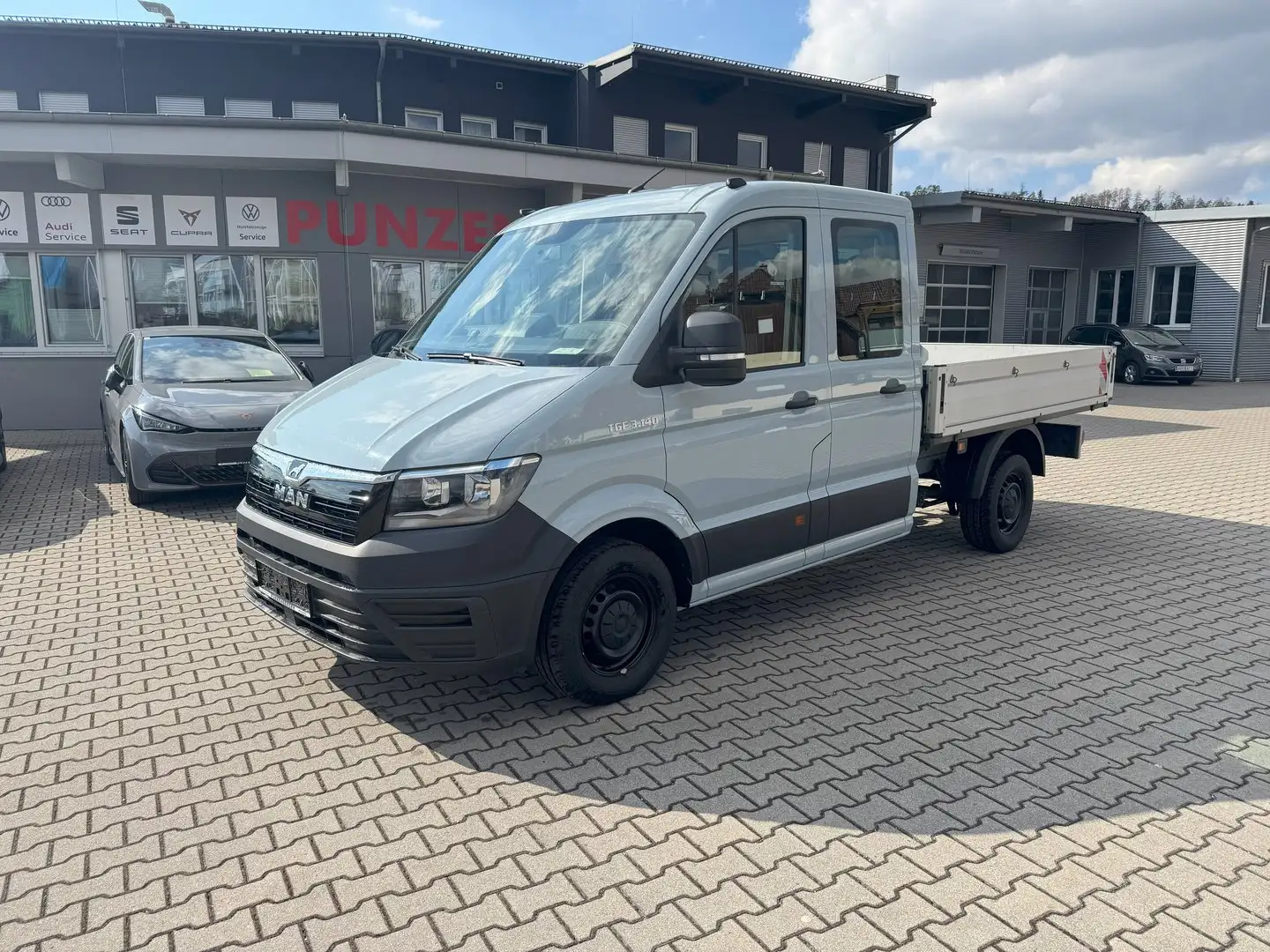 MAN TGE Fahrgestell Doka 3,5t L3H2 2,0 TDI L Grau - 1