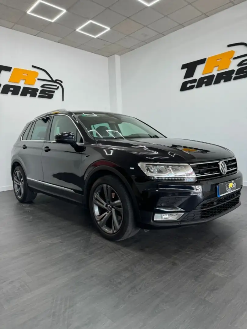Volkswagen Tiguan 2.0TDI Advance 4Motion DSG 110kW Zwart - 1
