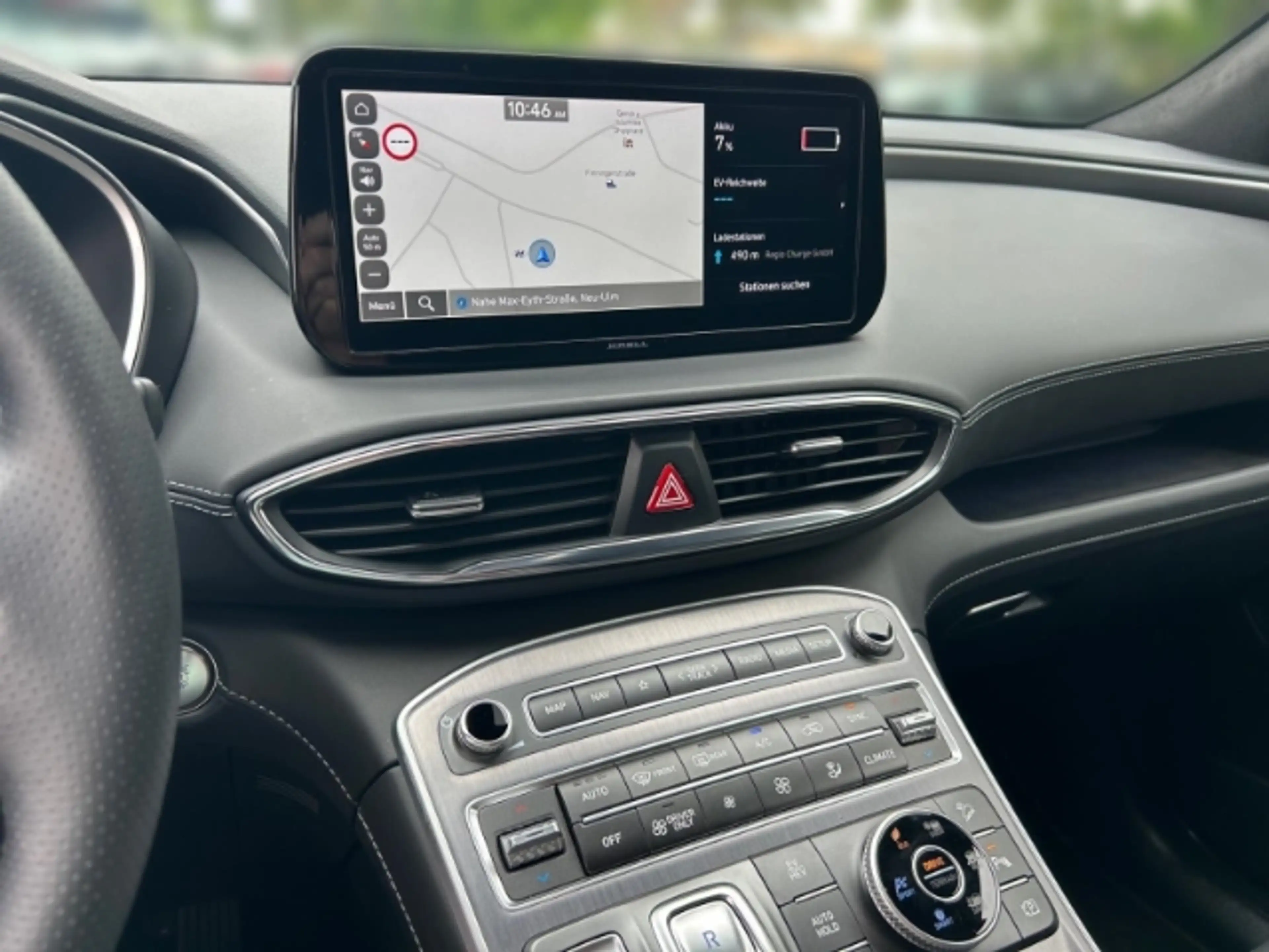 Hyundai SANTA FE Signature Plug-In Hybrid 4WD+Panoramadach — photo 9