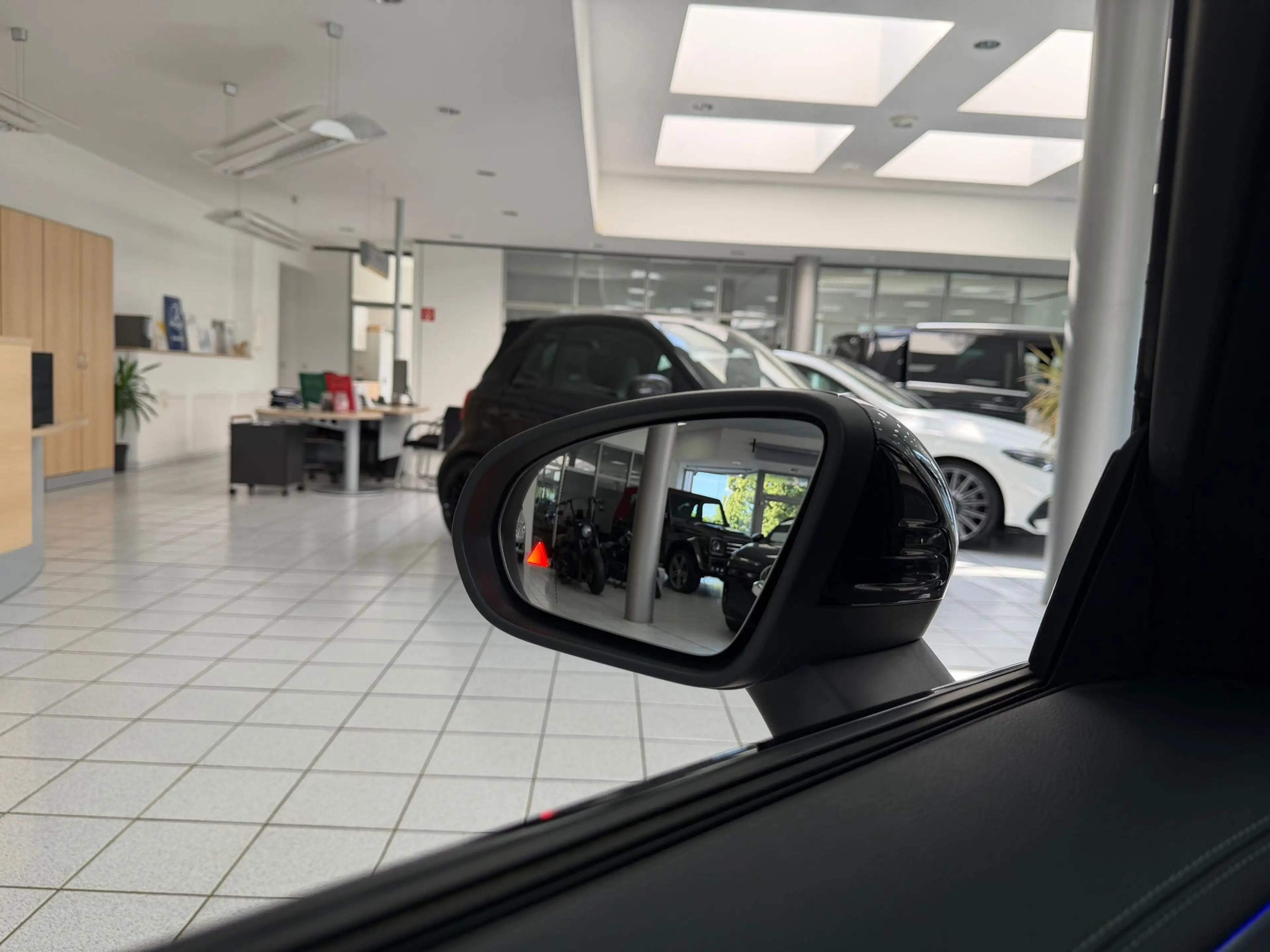 Mercedes-Benz CLA 35 AMG 4M*AERO-KIT*PANO*STHZG — photo 8