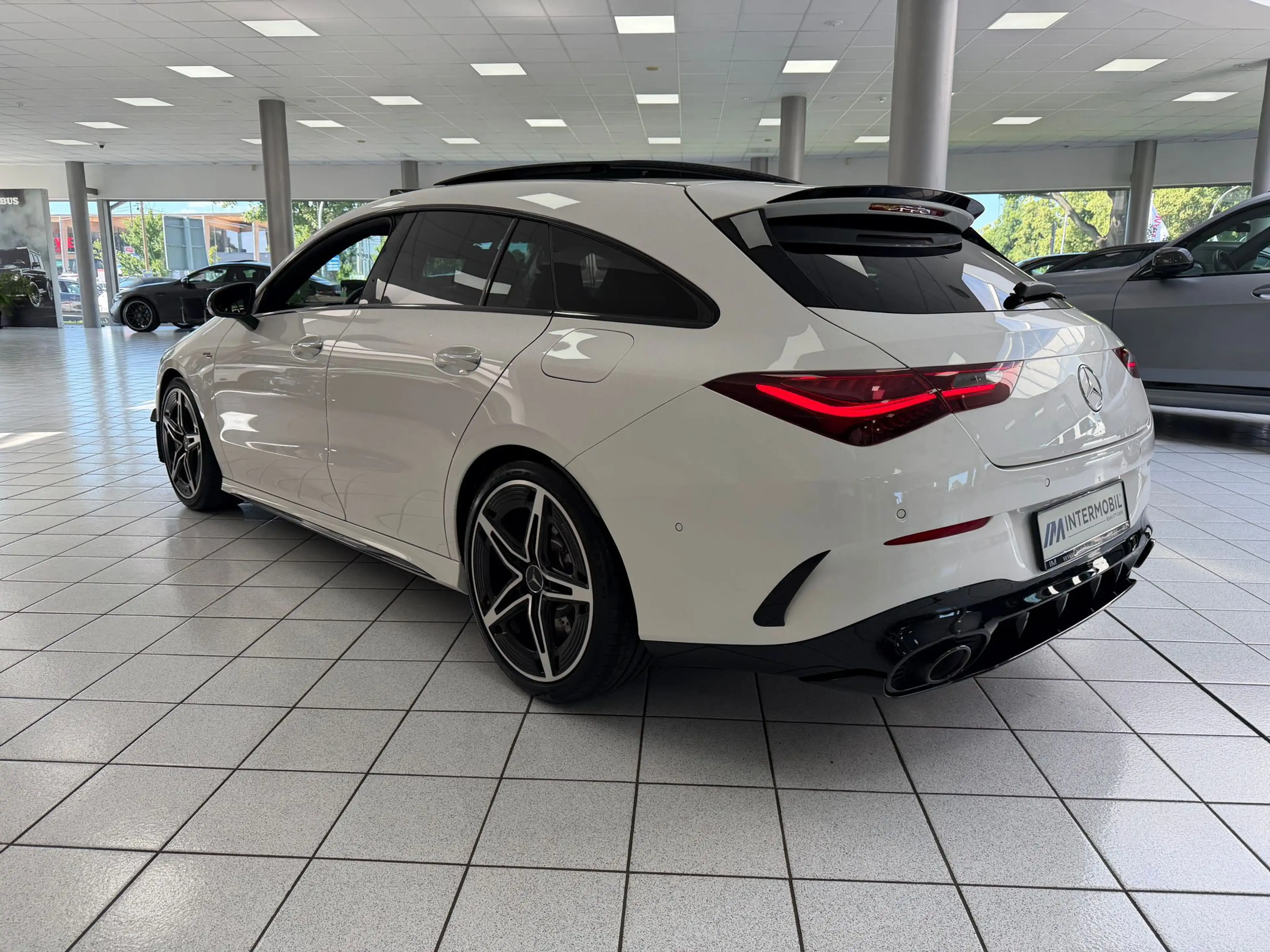 Mercedes-Benz CLA 35 AMG 4M*AERO-KIT*PANO*STHZG — photo 6