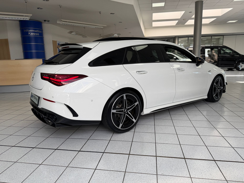 Mercedes-Benz CLA 35 AMG 4M*AERO-KIT*PANO*STHZG — photo 4