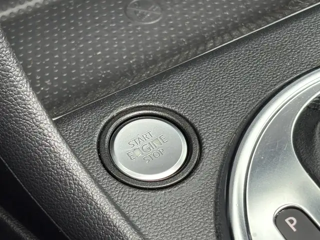 Volkswagen Beetle view 28