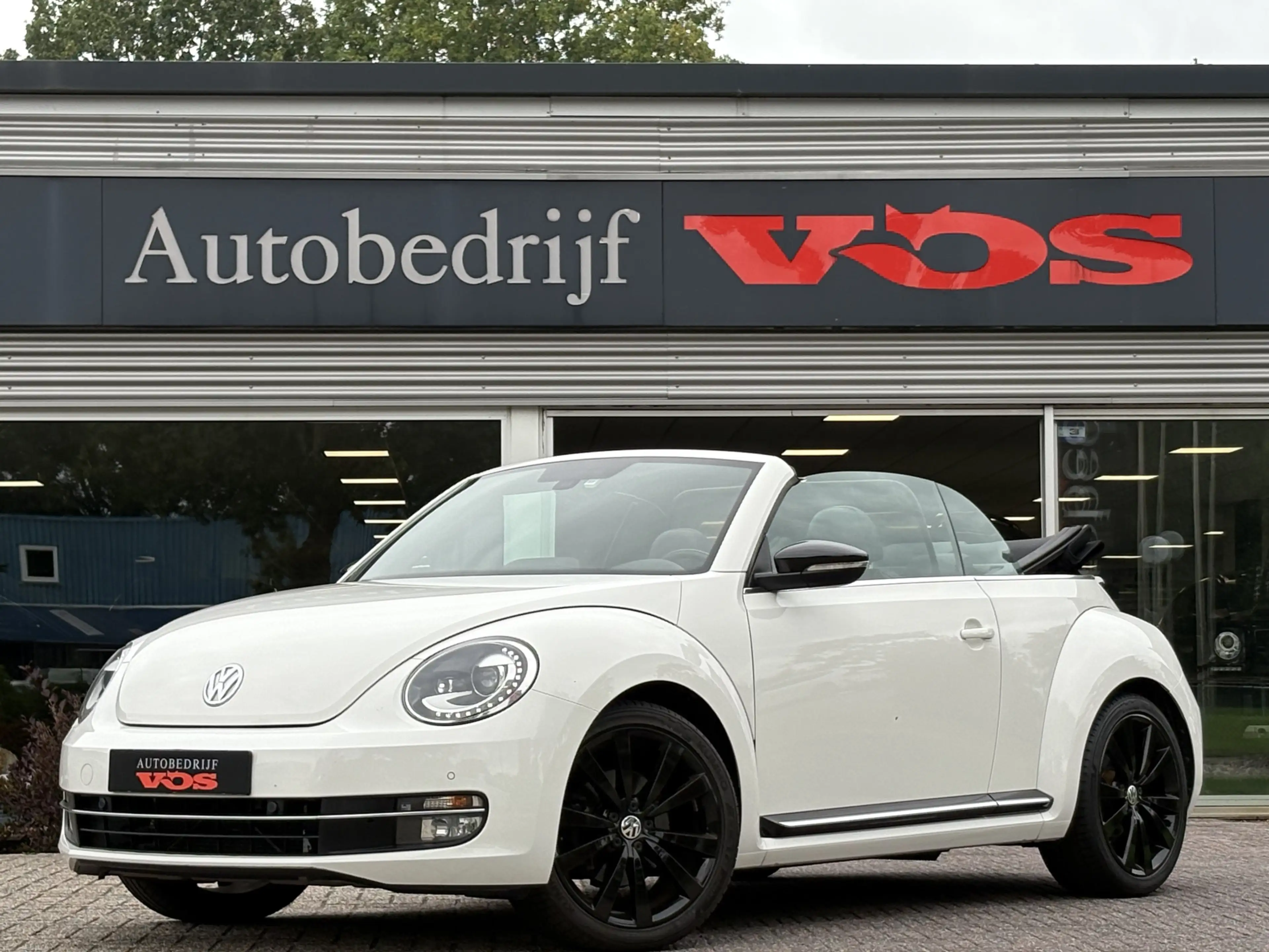 Volkswagen Beetle Cabriolet 1.4 TSI Sport | DSG | CarPlay | Leder |