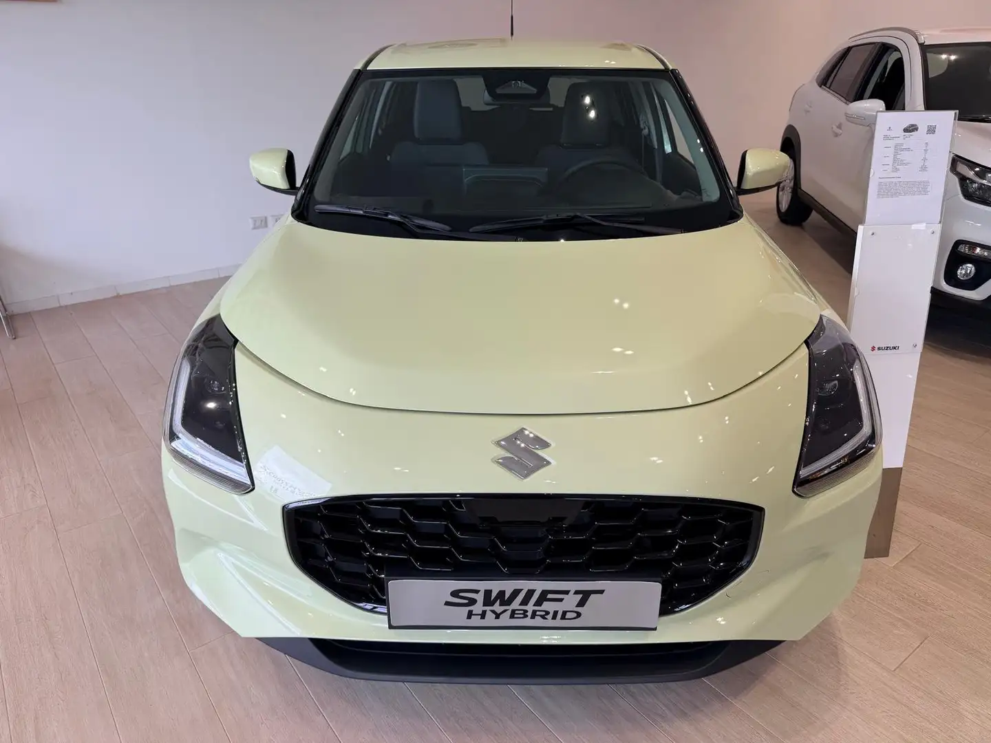 Suzuki Swift Swift 1.2h Top 2wd Verde - 2