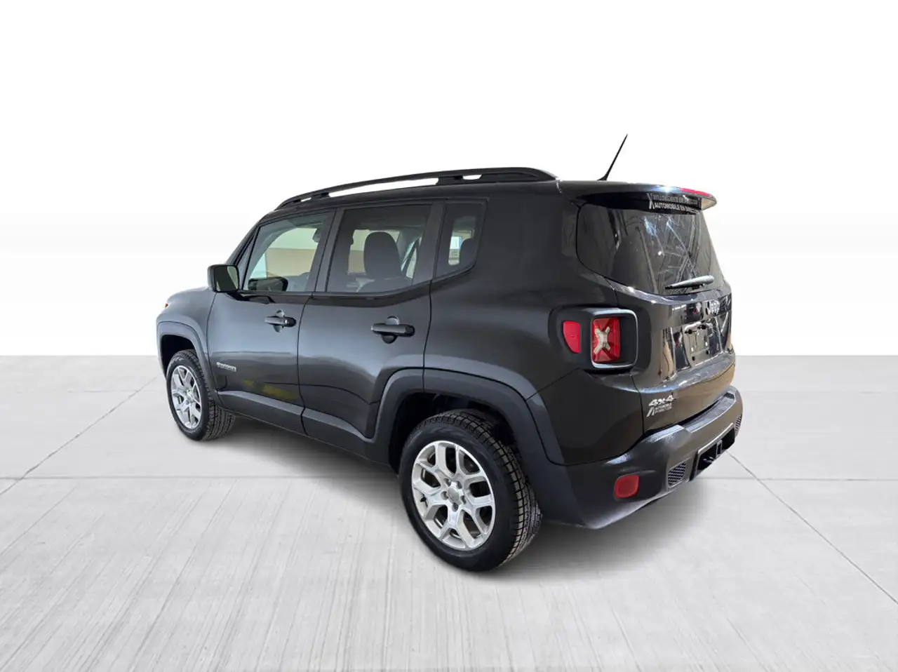 Jeep Renegade снимка Jeep Renegade