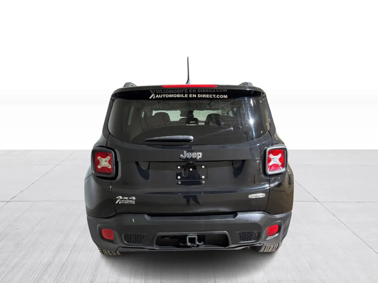 Jeep Renegade снимка Jeep Renegade