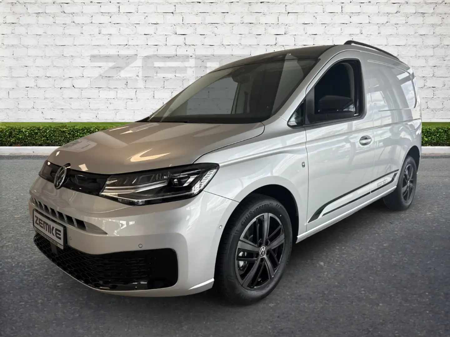 Volkswagen Caddy Cargo Edition 1,5 TSI DSG Silber - 1
