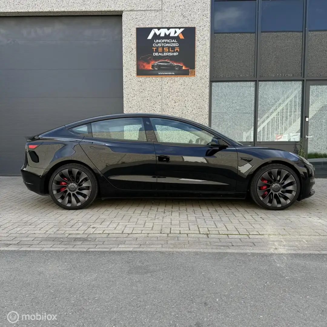 Tesla Model 3 Performance + MMX Pack Noir - 2