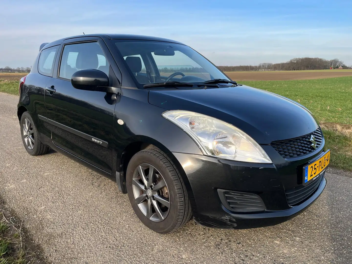 Suzuki Swift 1.2 Comfort|eerste eigenaar|nieuwe apk Schwarz - 2