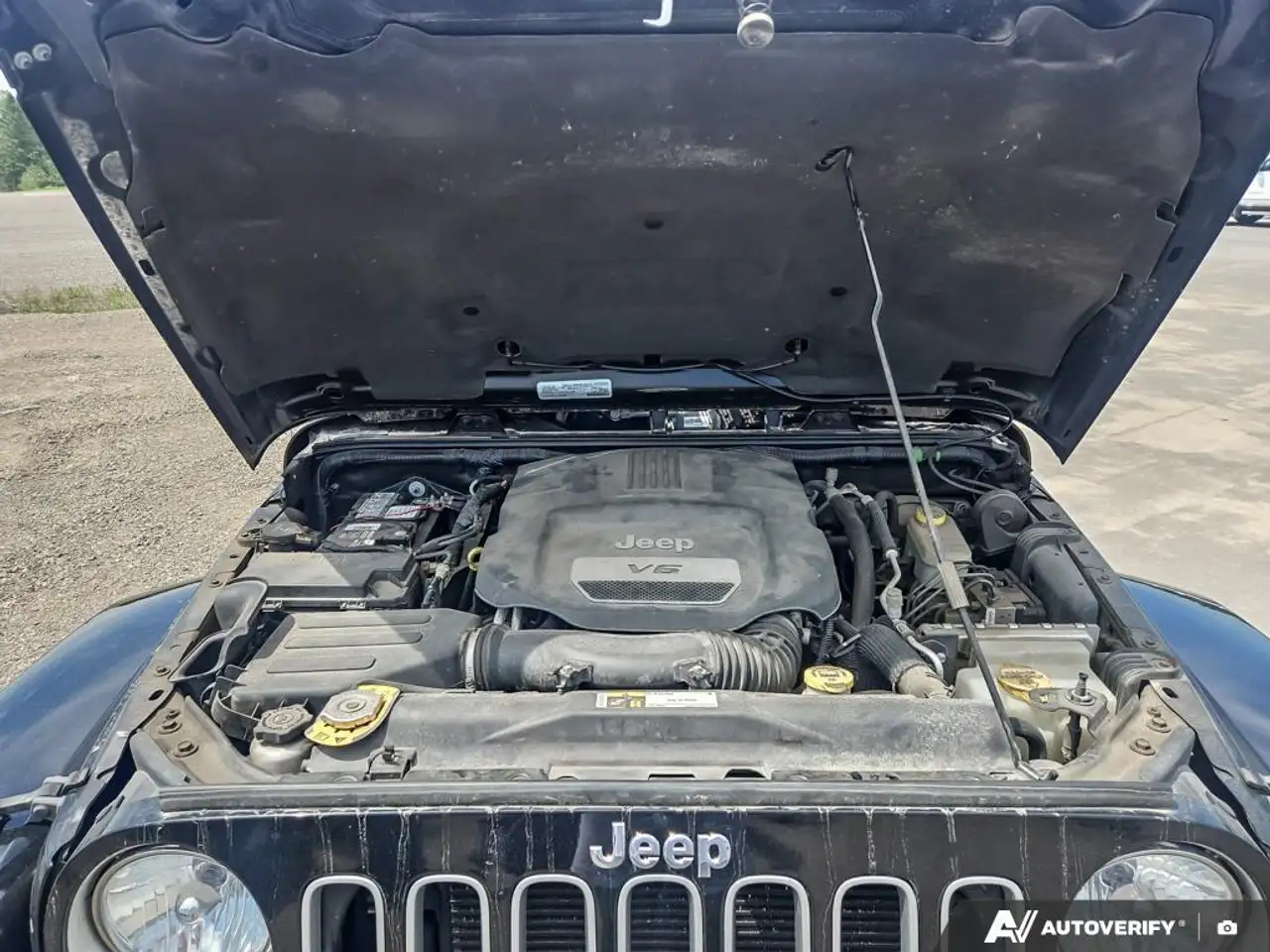 Jeep Wrangler снимка Jeep Wrangler
