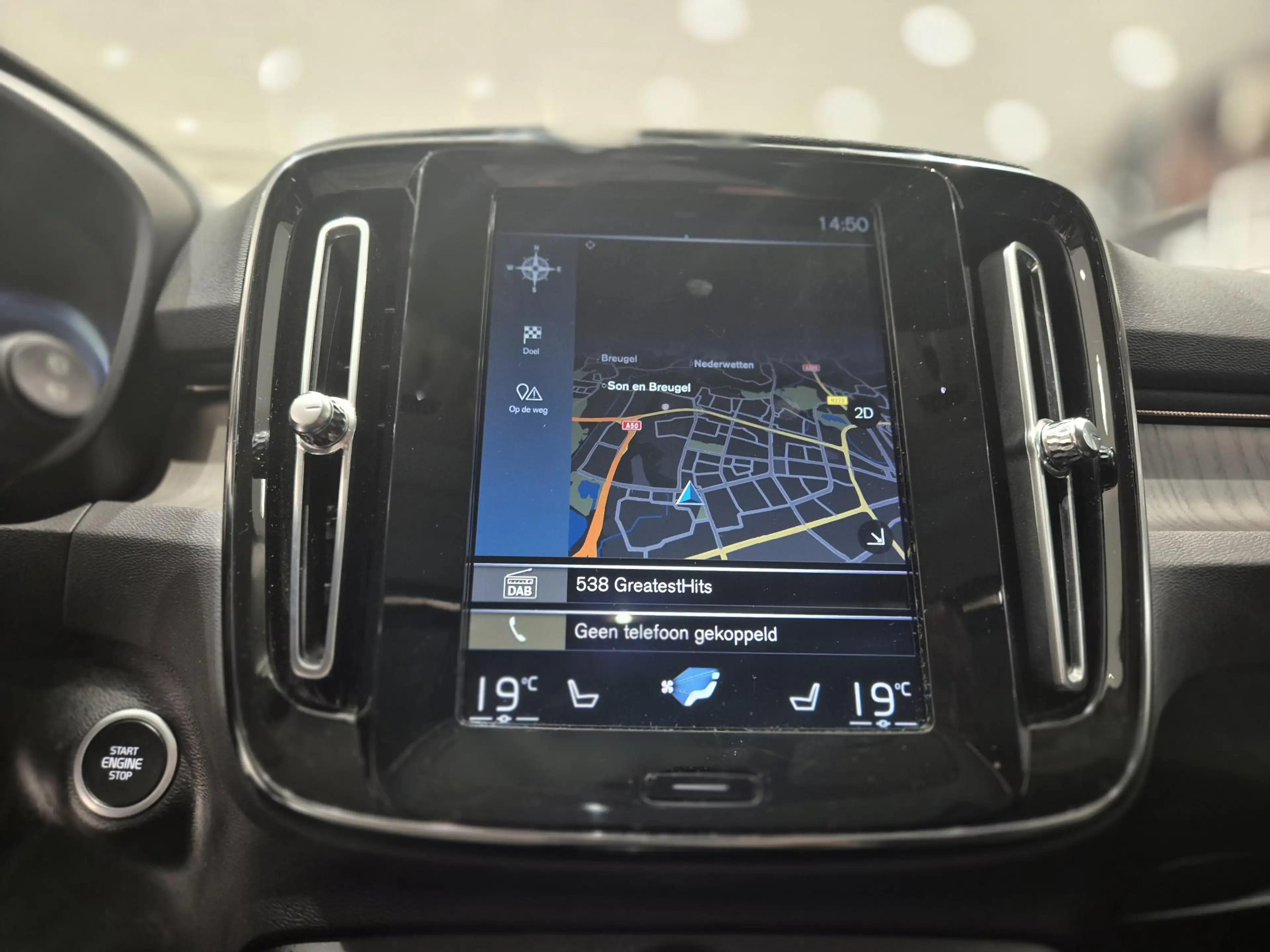 Volvo XC40 1.5 T5 Recharge Inscription | Trekhaak | Panoramad — photo 10