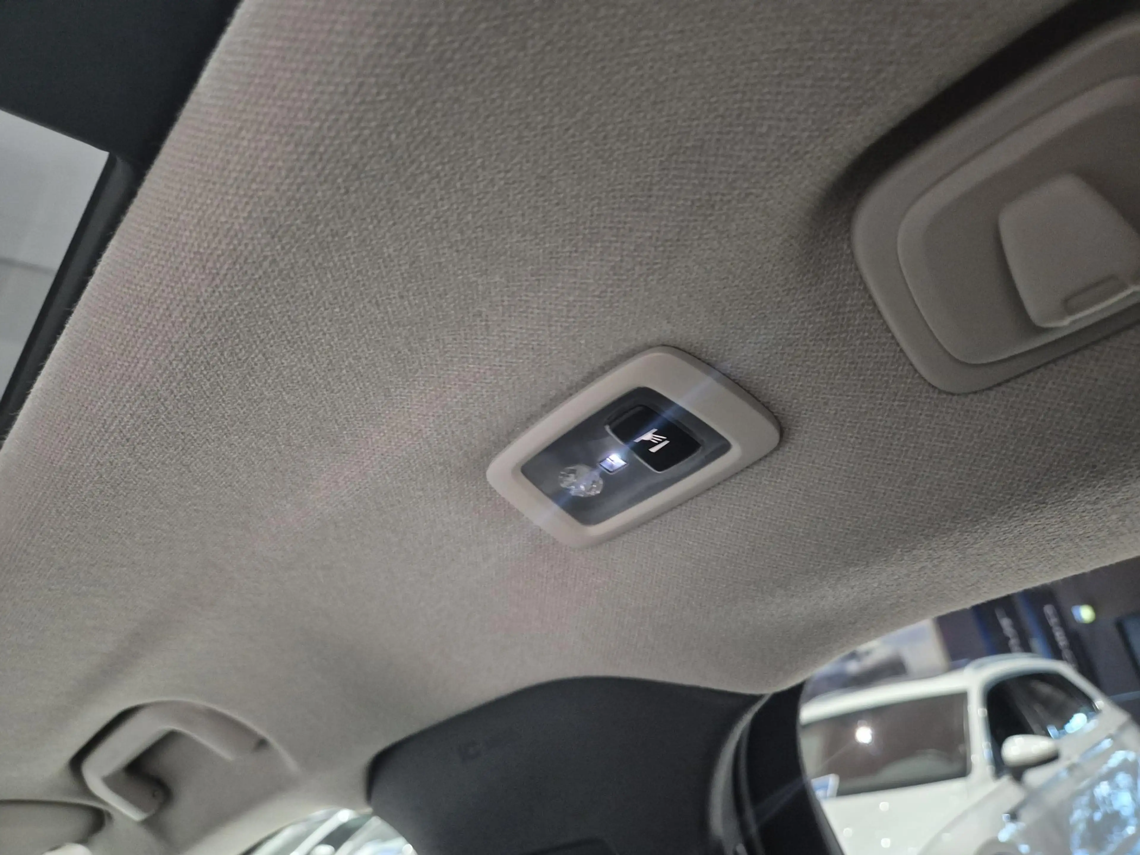 Volvo XC40 1.5 T5 Recharge Inscription | Trekhaak | Panoramad — photo 26