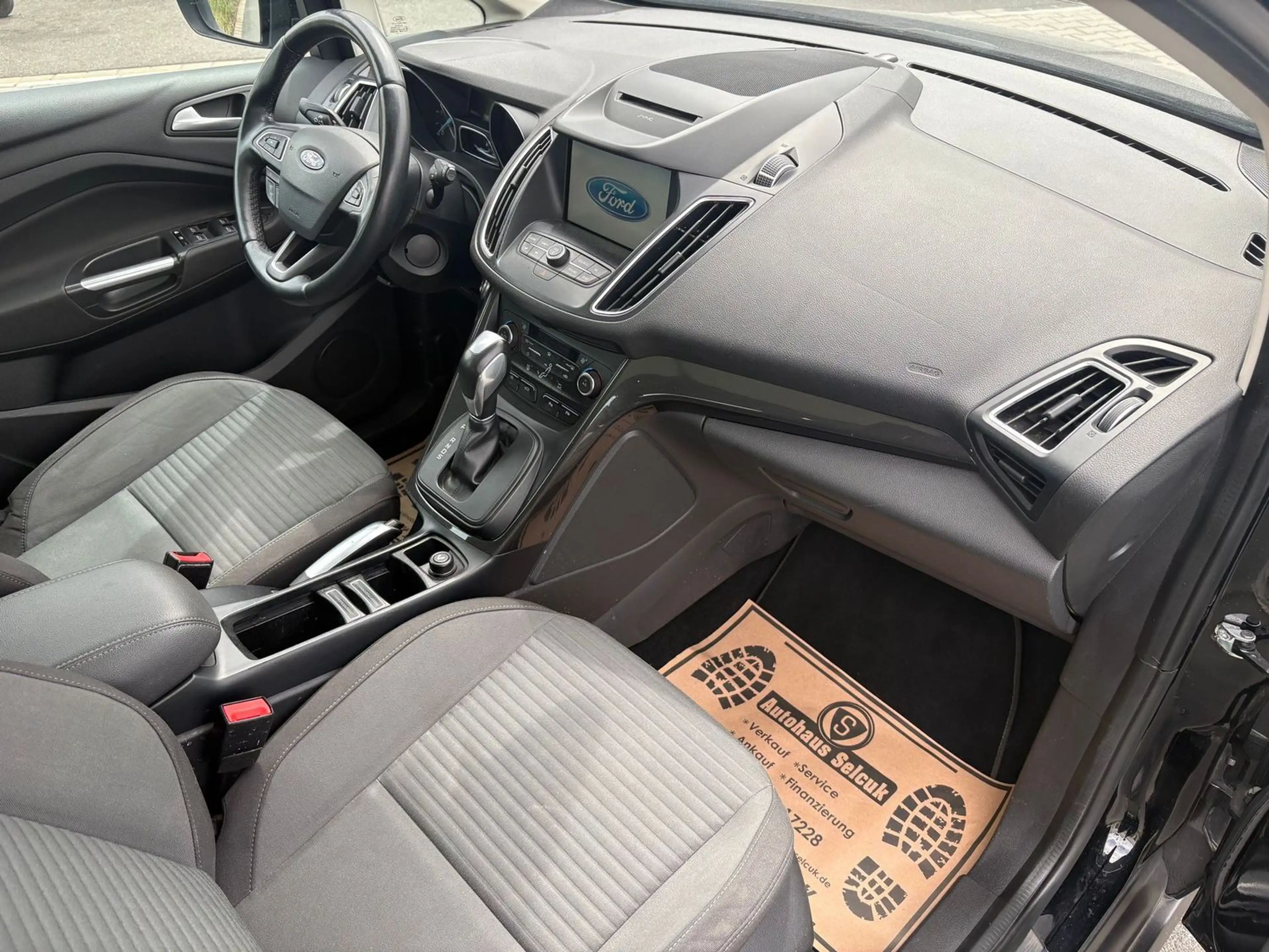Ford Grand C-Max Titanium *7-Sitzer*Navi*PDC*SHZ*Pano*Automatik* — photo 13