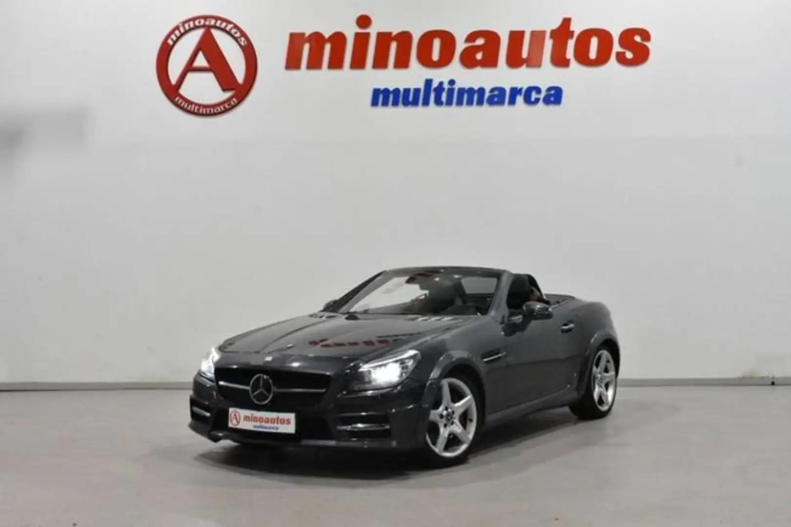 Mercedes-Benz SLK 250D 204 CV AMG Grau - 2
