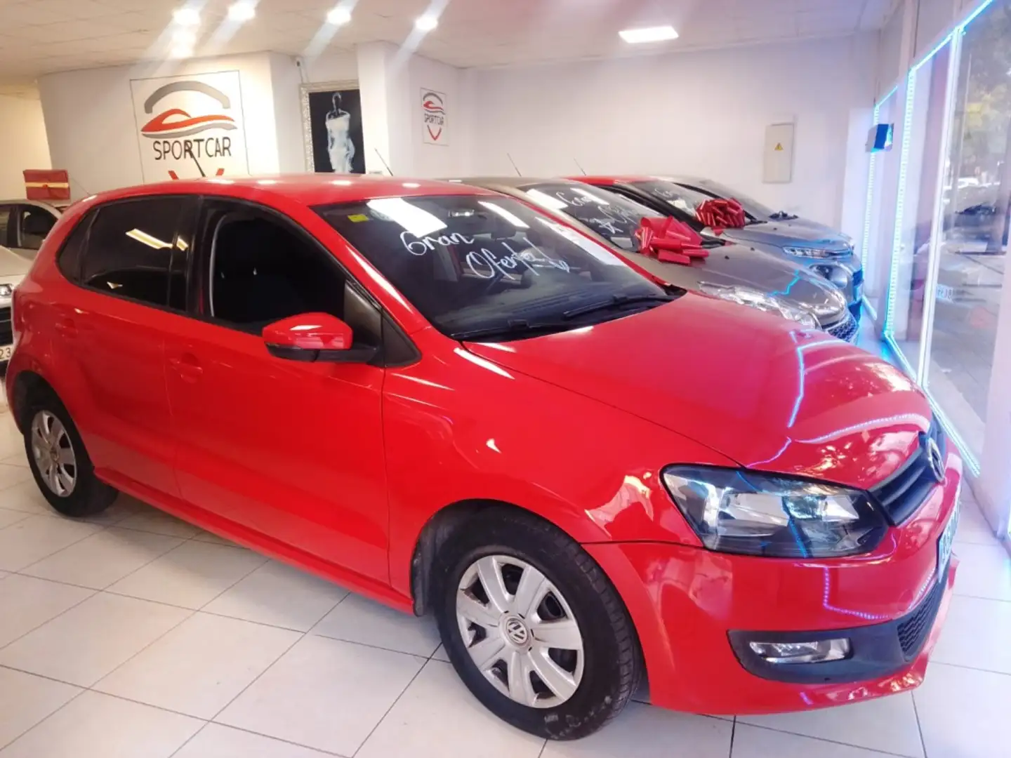 Volkswagen Polo 1.2 Advance 60 Rosso - 1