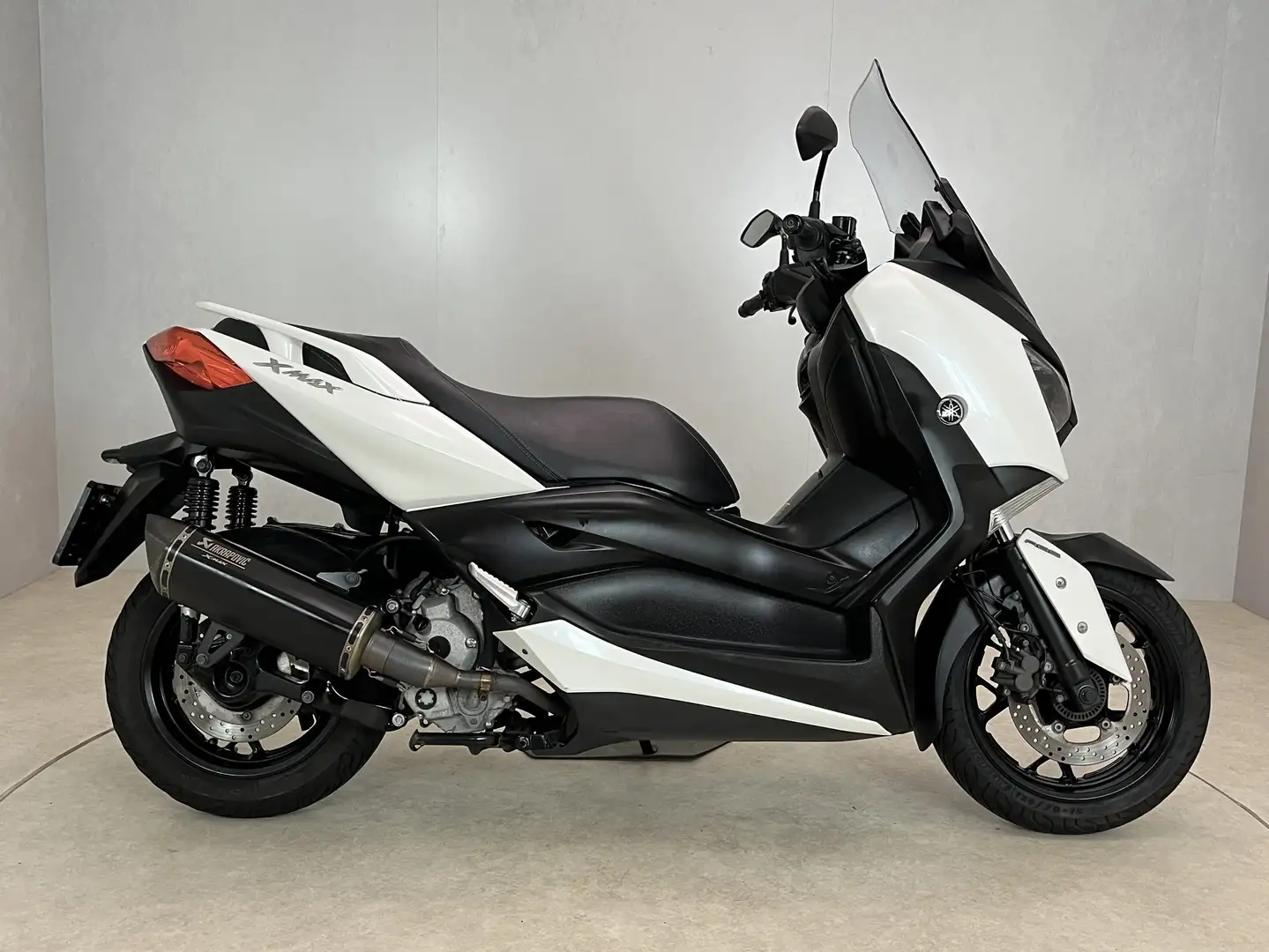 Yamaha X-Max 300 ABS Wit - 1
