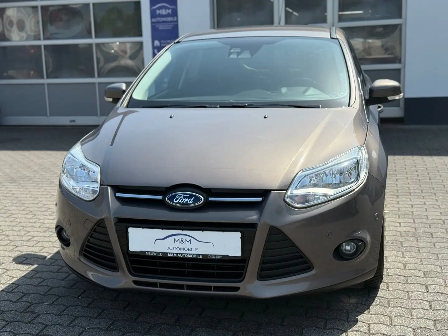 Ford Focus Lim. | Navi | Sitzhz| Zahnriemen NEU | PDC Grau - 2